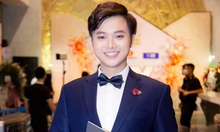 'Truy tìm' danh tính nam MC điển trai dẫn Esports ở SEA Games 31, khiến fans quốc tế khen hết lời