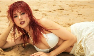 Diện bikini cực 'chất' mà vẫn 'đốt mắt' người đối diện cùng Hoa hậu Bùi Quỳnh Hoa