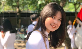 Gặp gỡ mỹ nhân xứ Nghệ với điểm IELTS 'đỉnh chóp', đẹp tựa nàng thơ tại 'Hoa hậu Việt Nam 2022'