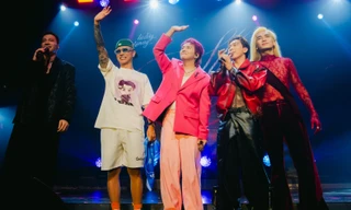 Tăng Phúc phá vỡ định kiến 'chỉ cầm mic hát', hội ngộ dàn 'Anh trai vượt ngàn chông gai'