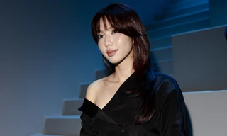 'Khung hình triệu view' của Hoa hậu Thùy Tiên khi mang biểu tượng Việt Nam xuất hiện tại trời Âu