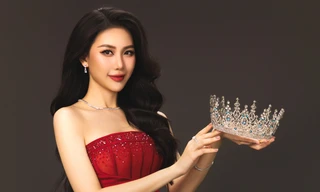 Vừa 'final walk' nhiệm kỳ 'SuperModel International', Bùi Quỳnh Hoa lại khiến khán giả 'dậy sóng' khi 'chơi chiêu'