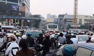 Đổi giờ làm, đường chưa hết tắc