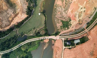 Một góc hồ Đại Lải. Ảnh: Mạnh Thắng