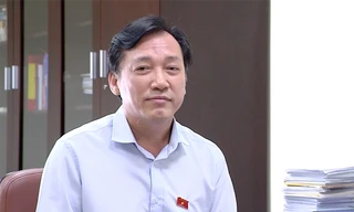 Ông Phan Viết Lượng, Phó Chủ nhiệm Ủy ban Văn hóa, Giáo dục 