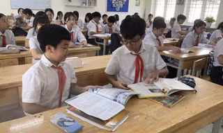 Tuyển sinh đầu cấp tạo áp lực học thêm, dạy thêm đối với học sinh và giáo viên Ảnh: NGHIÊM HUÊ