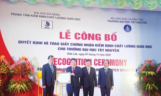 Trường Đại học Tây Nguyên nhận giấy chứng nhận kiểm định chất lượng giáo dục 