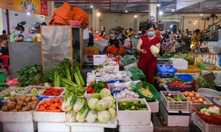 Mức giảm trừ gia cảnh lạc hậu chưa theo kịp mức tăng giá thực tế của hàng hóa. (Ảnh minh hoạ)