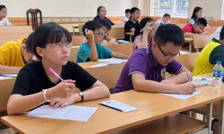 Học sinh tham gia đánh giá năng lực để xét tuyển vào Trường THCS Năng khiếu (Trường ĐH Sư phạm Hà Nội) vừa qua Ảnh: NGHIÊM HUÊ