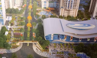 Cư dân phản đối xây Trung tâm thương mại từ 5 tầng lên 40 tầng tại Gold mark CityẢnh: N.M 