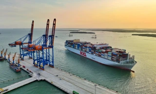 Hoạt động xuất khẩu của Việt Nam đã có độ mở lớn nên thị trường thế giới lao dốc thì ảnh hưởng ngay đến các doanh nghiệp trong nướcẢnh: Duy Quang 