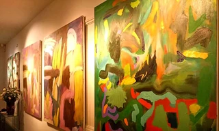 Một số tranh trong triển lãm không xin phép của Bùi Chát