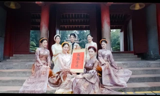 Nhóm 1 với chủ đề hơi thở lịch sử và văn hóa