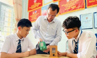 Các học sinh ở Gia Lai thích thú với các hoạt động ngoài sách vở