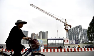 Nhà ở xã hội trên đường Tố Hữu (Nam Từ Liêm, Hà Nội) có hơn 200 căn nhưng hàng nghìn hồ sơ xếp hàng mua Ảnh: Như Ý 