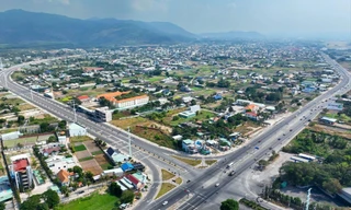 Các chuyên gia lưu ý cần có quy định chuyển tiếp trong việc thực hiện các dự án khi bỏ cấp huyện