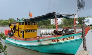 Cà Mau: Phạt 79 triệu đồng chủ tàu cá chở thiết bị giám sát của tàu khác
