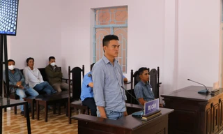 Hai năm tù cho người đàn ông 'nhốt' cán bộ ở Bạc Liêu