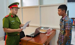 Vừa ra tù lại bị bắt vì giao cấu trẻ em