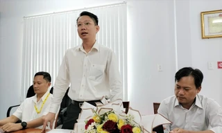 Thương lượng không thành việc bồi thường vụ camera ‘ngó’ qua nhà hàng xóm