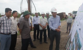 Thứ trưởng Bộ GTVT: 'Kiên quyết xử lý nhà thầu chậm thi công cao tốc'