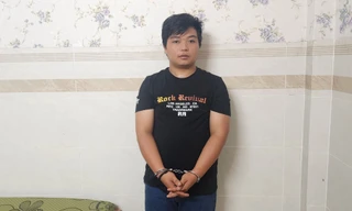 Cướp điện thoại, xong bắt nạn nhân chở đi tìm cửa hàng để bán