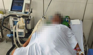 Cà Mau: 2 ngư dân thở máy vì nhậu canh chua cá nóc