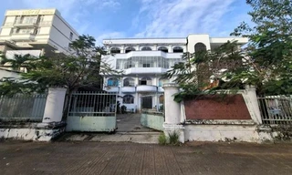 Cà Mau rà soát xử lý tài sản dôi dư sau sắp xếp, lo nhà cho cán bộ