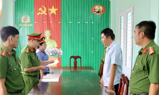 Cán bộ địa chính giúp người phụ nữ chiếm đoạt 32 tỷ đồng