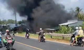 Cháy căn nhà 50 triệu đồng, chủ báo thiệt hại 400 triệu đồng