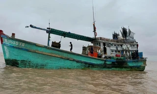 Ẩu đả trên tàu cá, 2 thuyền viên thương vong 