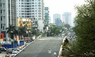 Cầu vượt thép dành cho cả xe nặng ba tấn