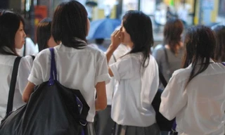 Nhiều trường học ở Nhật bị chỉ trích vì quy định và kiểm tra màu... đồ lót của học sinh