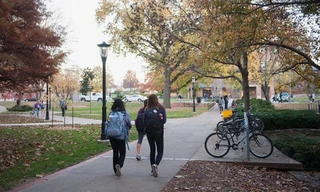 Hủy quyết định cho tân sinh viên nhập học