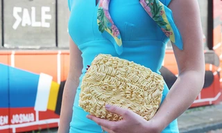 Túi hình mỳ ăn liền