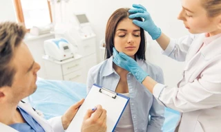 Phẫu thuật thẩm mỹ