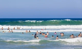 Cứu người ở biển