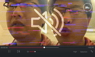 Thầy giáo giảng bài online suốt 2 tiếng mới phát hiện đã tắt tiếng, phản ứng khiến ai cũng buồn cười