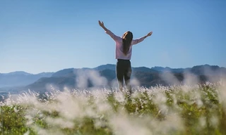 “Giới hạn chính là bầu trời”: Bầu trời cao nói bạn năng nổ nhiệt tình hay đa sầu đa cảm?