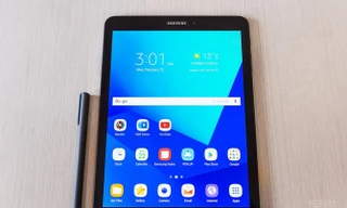 Samsung tung Galaxy Tab S3 cạnh tranh iPad