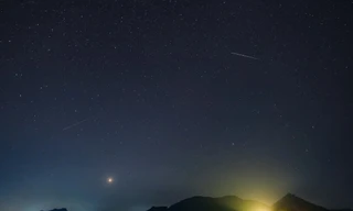 Mưa sao băng Eta Aquariid đạt đỉnh điểm
