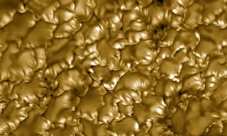 "Rèm' từ tính cực mịn trên bề mặt mặt trời tác động thế nào đến thời tiết Trái đất?