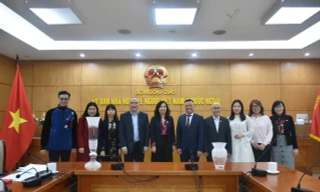 Tăng cường kết nối, hỗ trợ cộng đồng hội nhập và khẳng định vị thế của người Việt Nam tại Séc