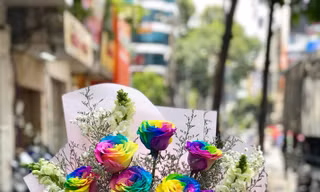 Tuần cuối dịp 20/10, hoa tặng chị em tăng giá mạnh