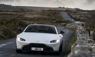 Top 10 siêu xe thể thao năm 2021