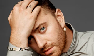 Hết đổi tên đến lùi ngày ra album mới tận 5 tháng nhưng Sam Smith lại đụng Ariana Grande