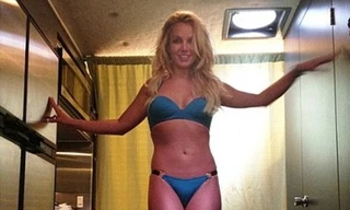 Britney Spears tự tin diện bikini khoe dáng nuột