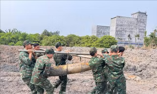 Xử lý quả bom nặng hơn 200kg ở Bình Phước