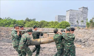 Xử lý quả bom nặng hơn 200kg ở Bình Phước