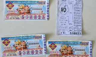 Một người ở Tây Ninh làm điều bất ngờ khi trúng độc đắc 5 tờ vé số